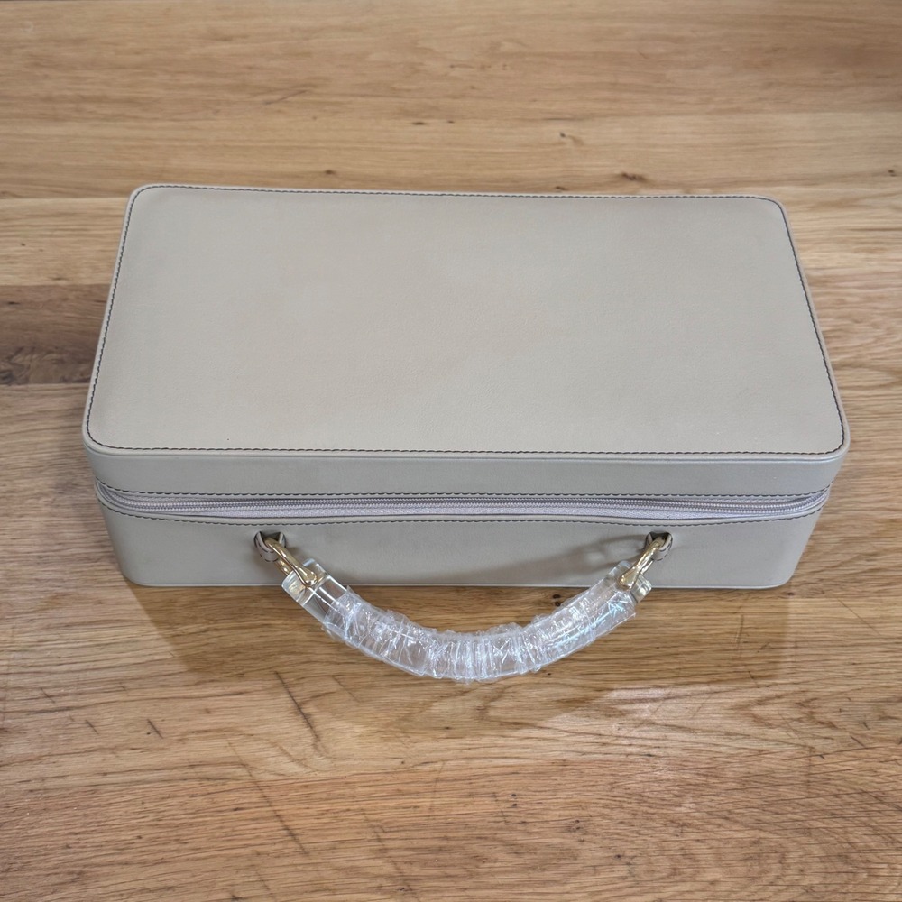 Estee Lauder Beige Faux Leather Train Case Vanity Bag Acrylic Handle Gold Tone